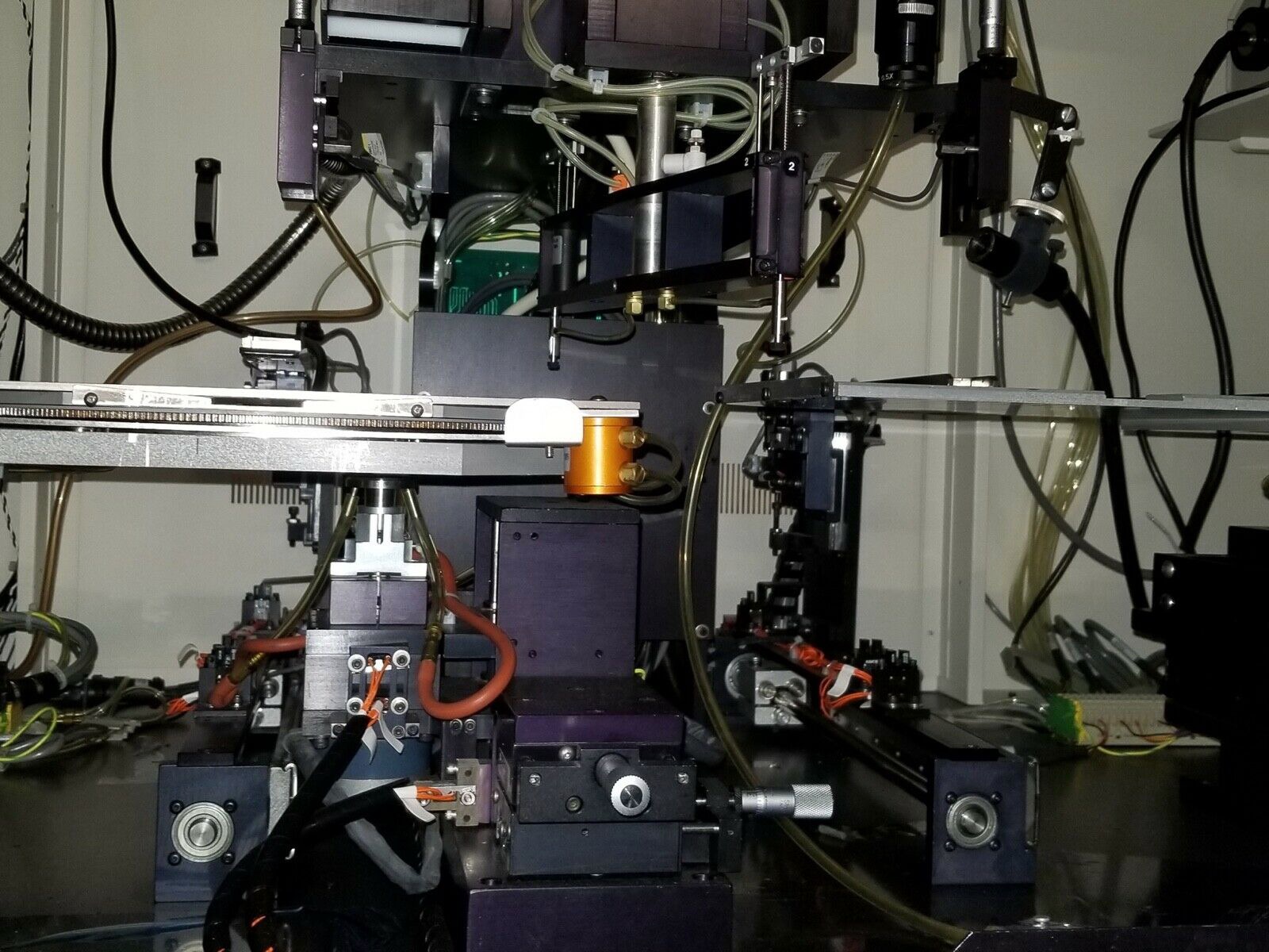 BESI / LAURIER DS-7000