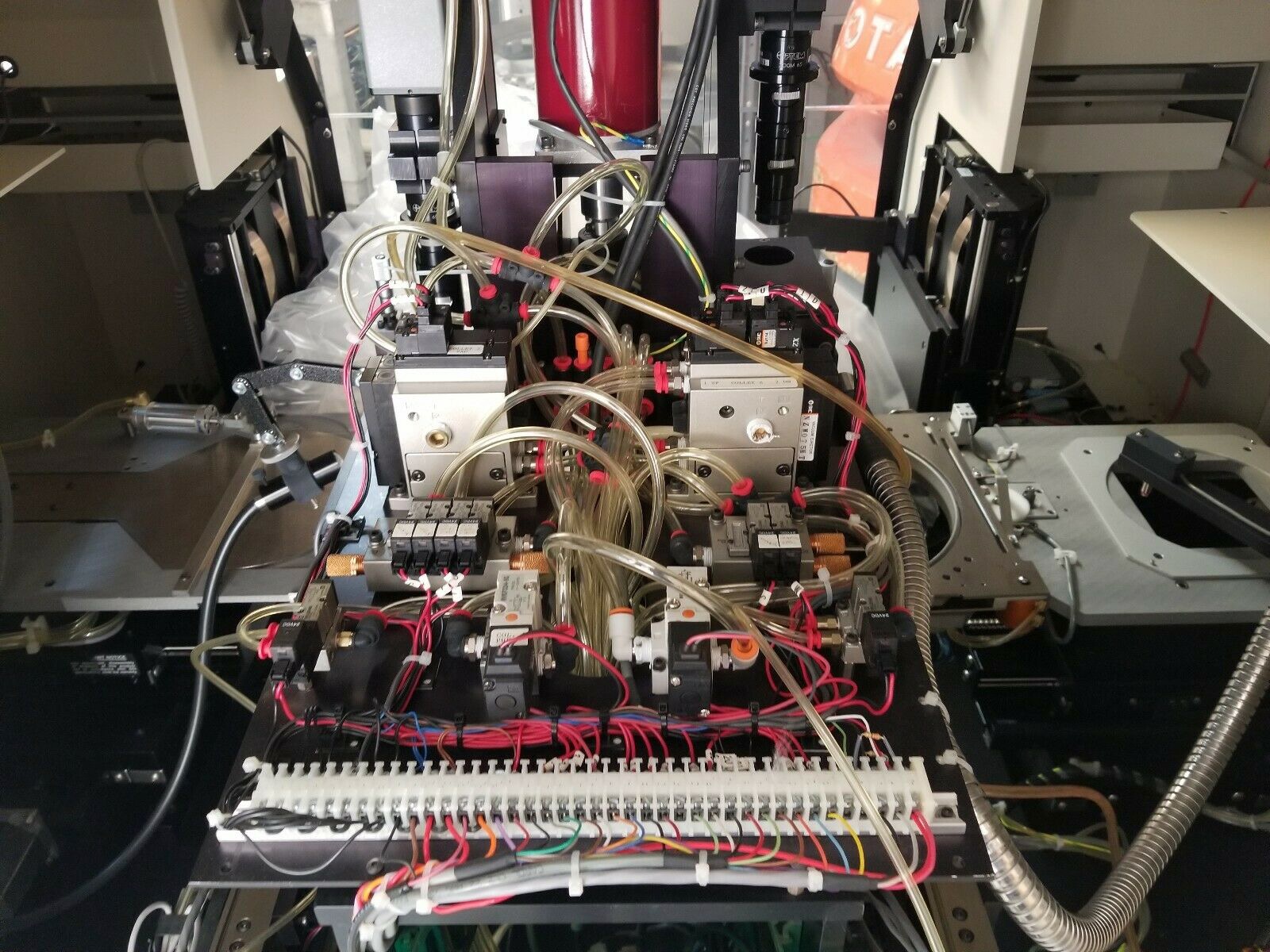 BESI / LAURIER DS-7000