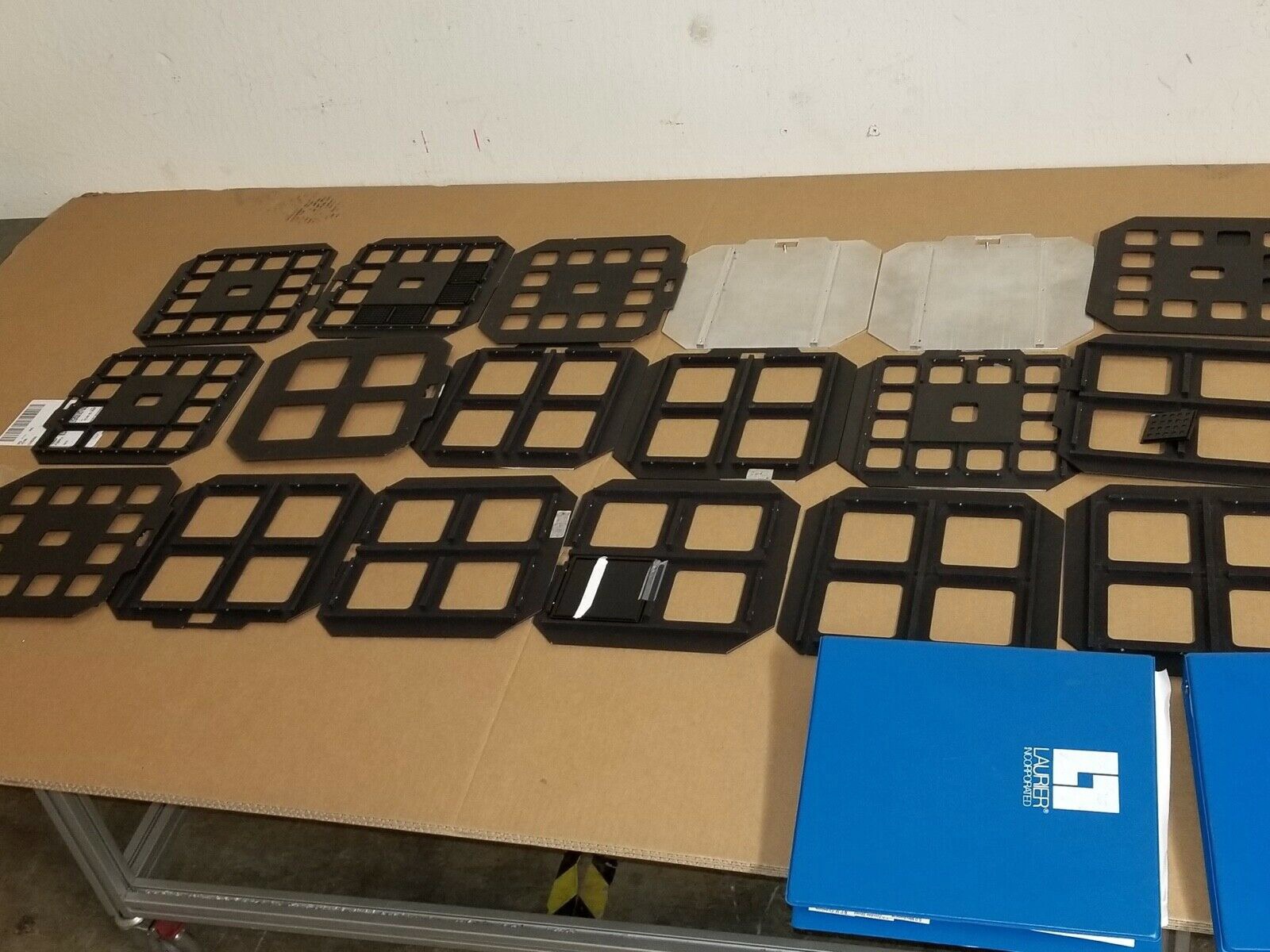 BESI / LAURIER DS-7000