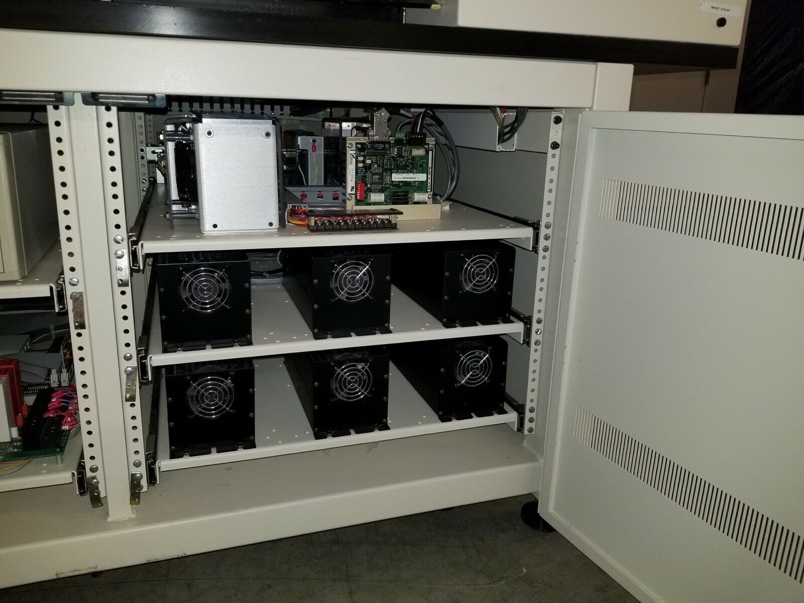 BESI / LAURIER DS-7000