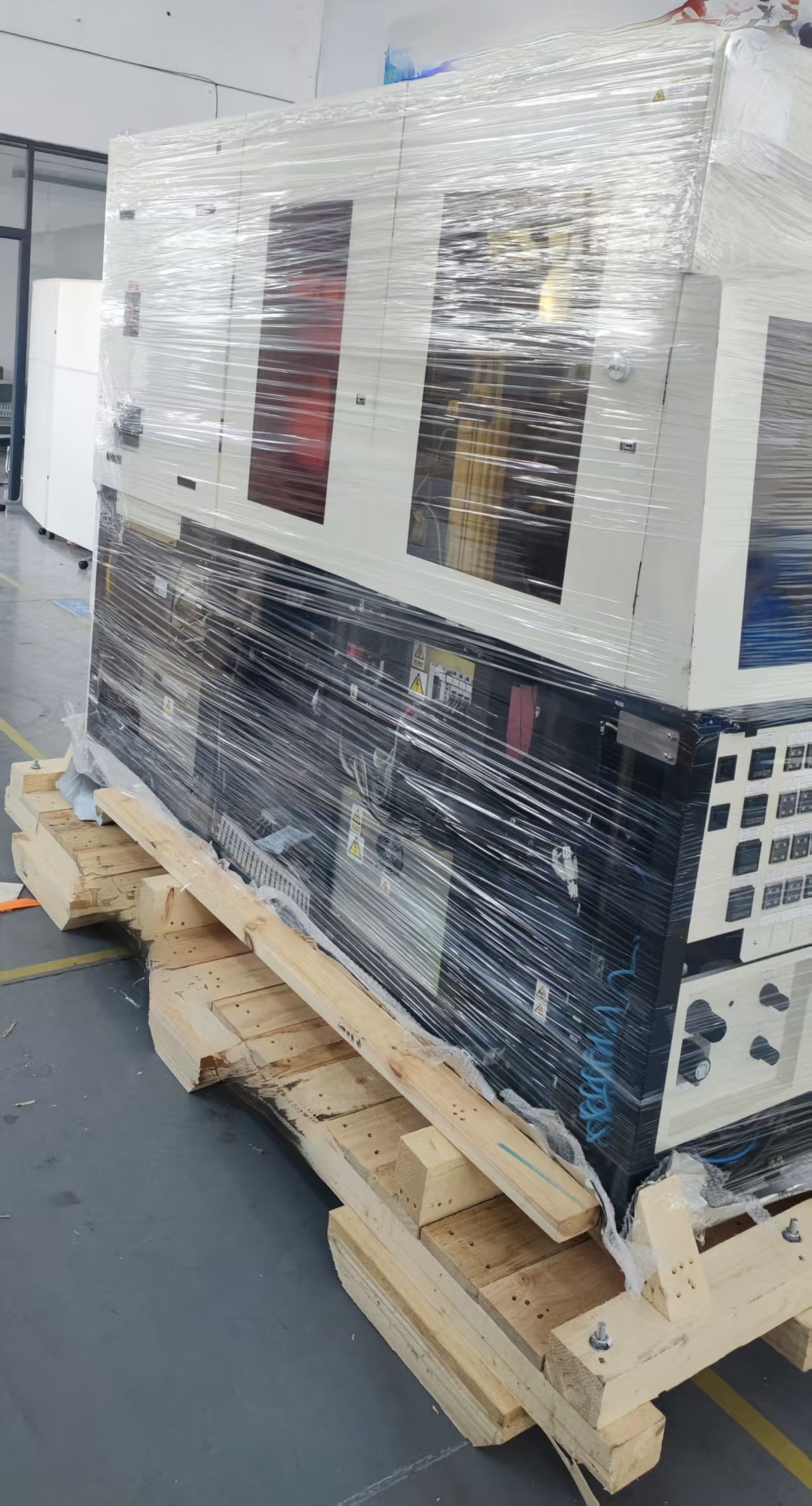 LINTEC RAD-3500 F/8