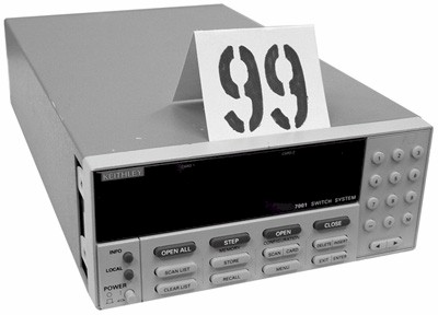 KEITHLEY 2700