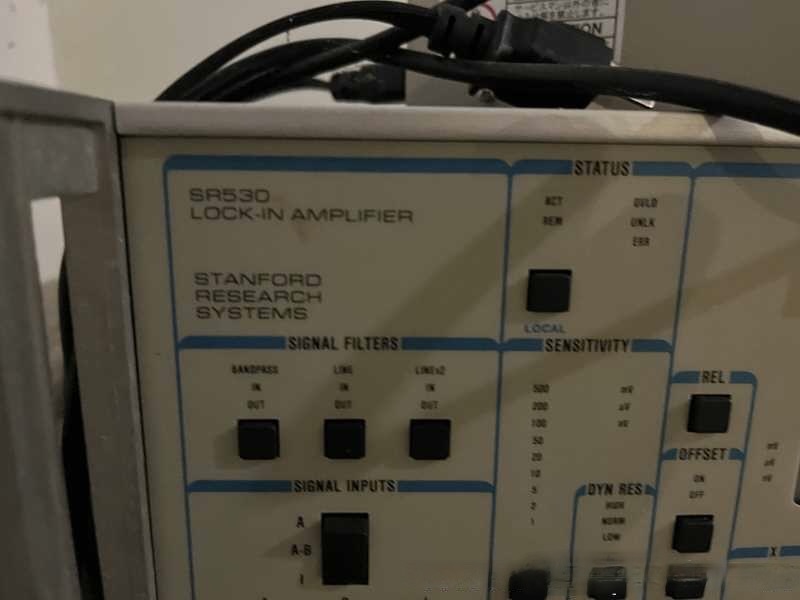 STANFORD RESEARCH SYSTEMS SR530